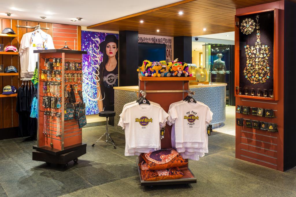 하드 락 호텔 고아 칼랑굿 외부 사진 The gift shop at Hard Rock Cafe, Pattaya