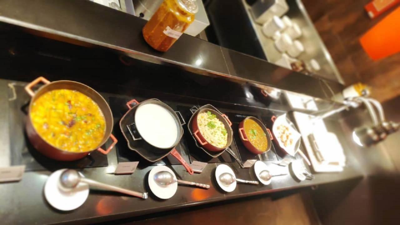 하드 락 호텔 고아 칼랑굿 외부 사진 Indian cuisine